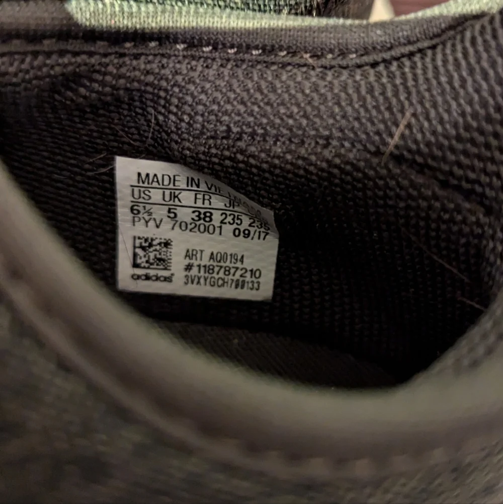 adidas stylish sneakers